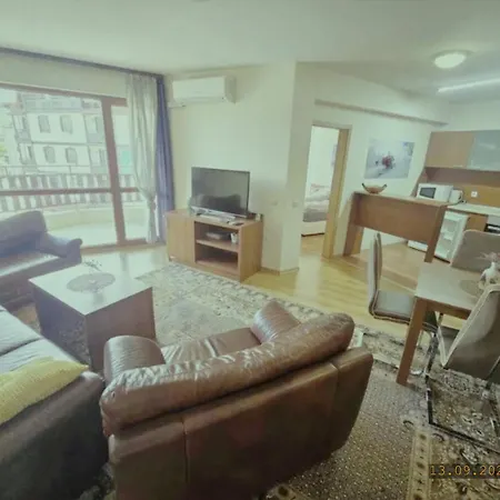 планинска къща с гледка към пирин в Apartament Bansko