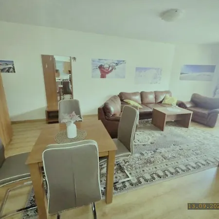 планинска къща с гледка към пирин в Apartament